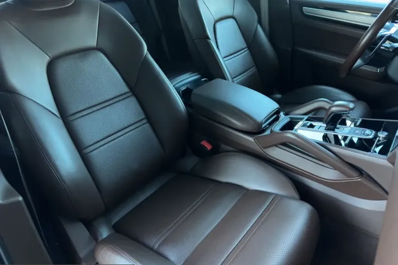 Porsche Cayenne din 2022 cu 47.000 km - oferta POR228529 - foto 6