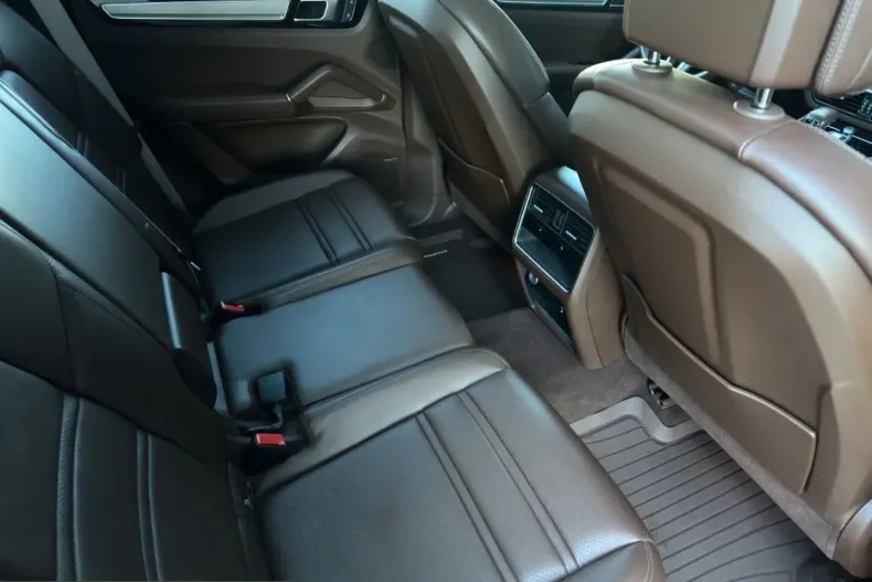 Porsche Cayenne din 2022 cu 47.000 km - oferta POR228529 - foto 14
