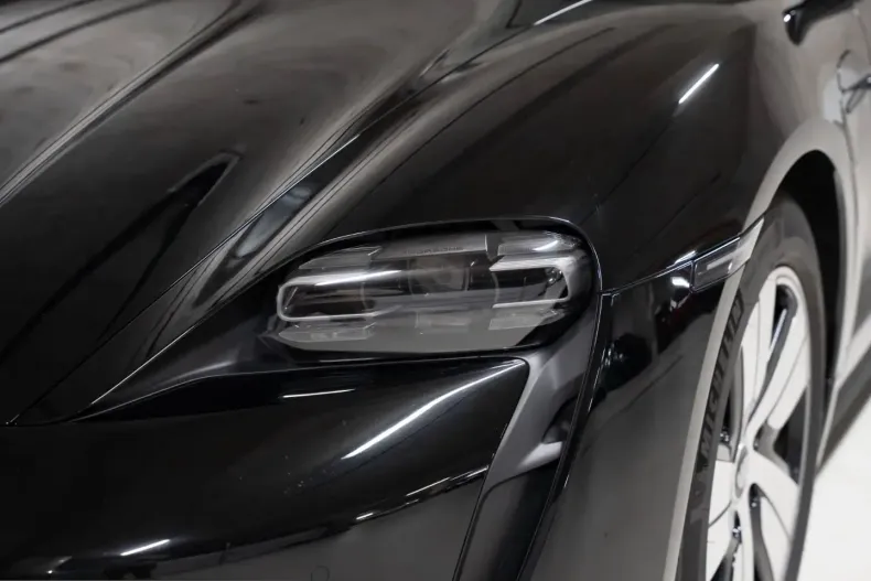 Porsche Taycan din 2023 cu 36.999 km - oferta POR228531 - foto 13
