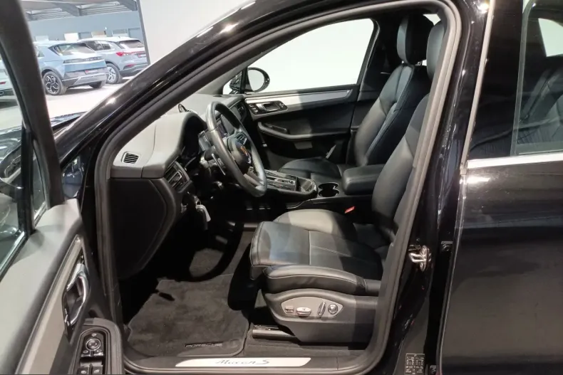Porsche Macan din 2022 cu 51.134 km - oferta POR228535 - foto 7