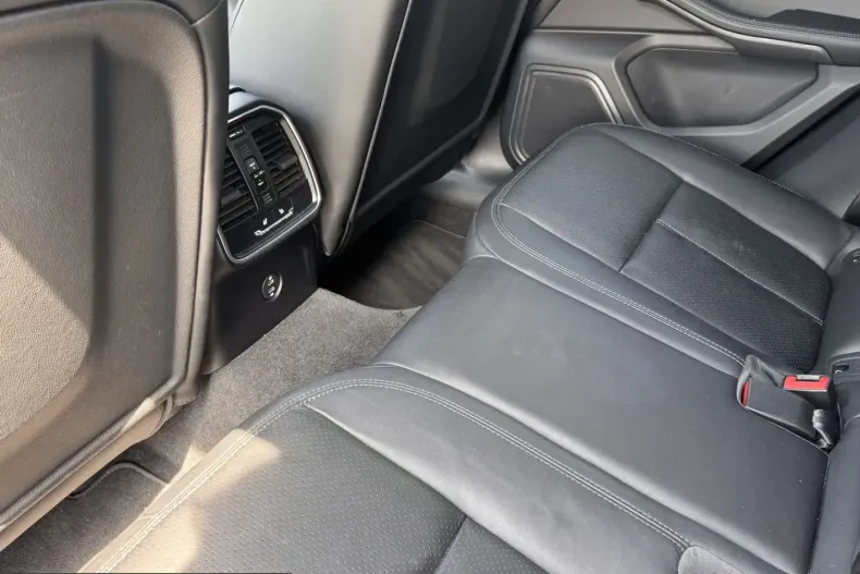 Porsche Macan din 2023 cu 63.000 km - oferta POR228539 - foto 8