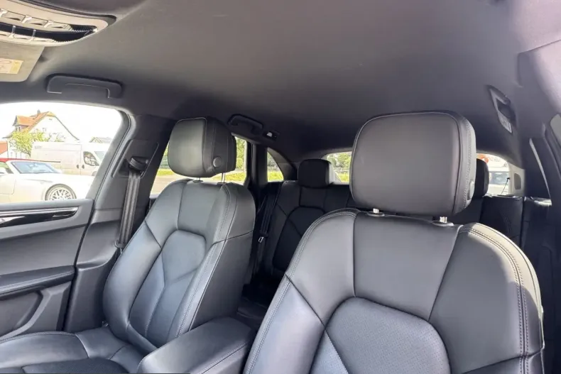 Porsche Macan din 2023 cu 63.000 km - oferta POR228539 - foto 9