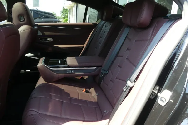 DS Automobiles DS 9 din 2022 cu 102.000 km - oferta DSA228540 - foto 26