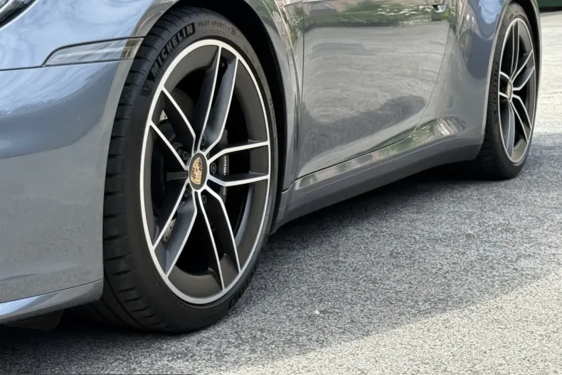 Porsche 992 din 2025 cu 8.350 km - oferta POR228553 - foto 27