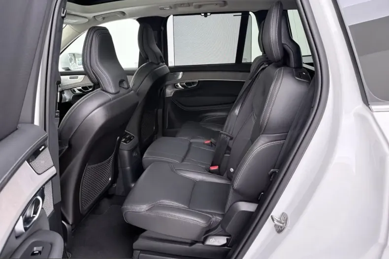 Volvo XC90 din 2025 cu 16.101 km - oferta VOL228558 - foto 14