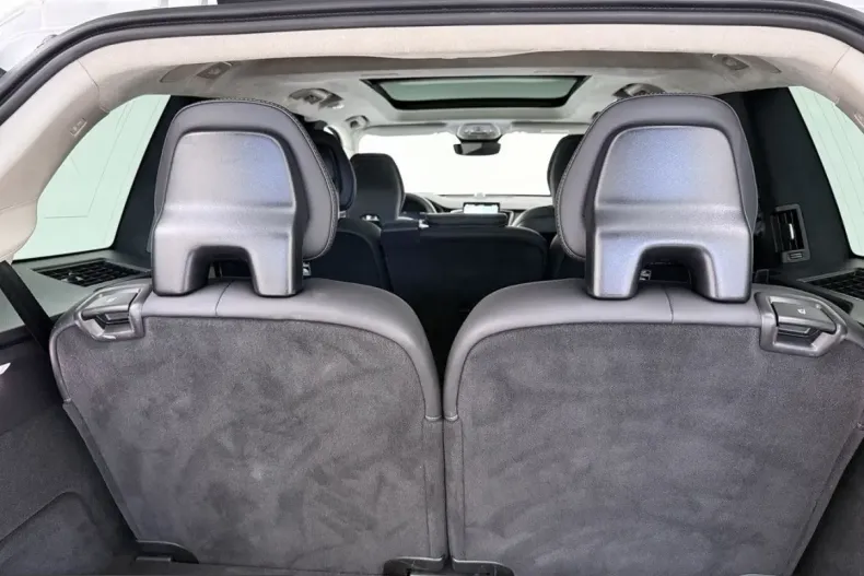 Volvo XC90 din 2025 cu 16.101 km - oferta VOL228558 - foto 25