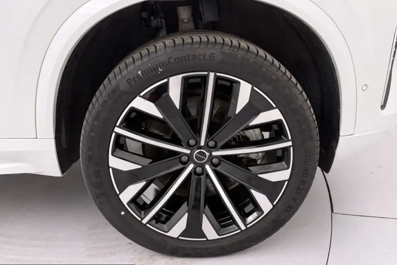 Volvo XC90 din 2025 cu 16.101 km - oferta VOL228558 - foto 31