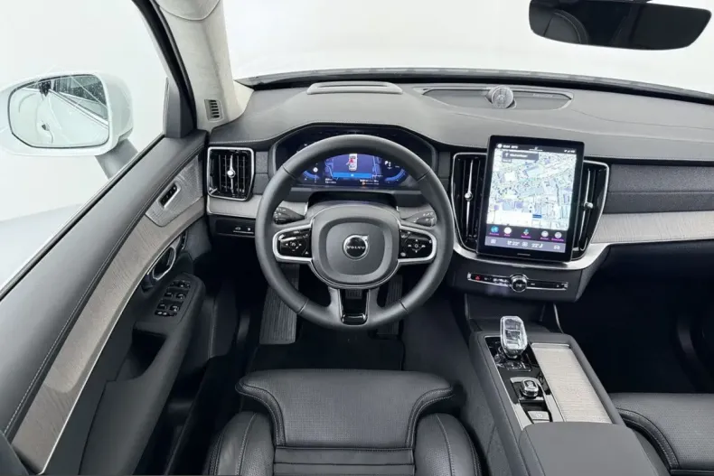 Volvo XC90 din 2025 cu 16.101 km - oferta VOL228558 - foto 47