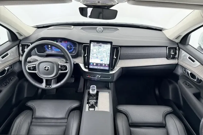 Volvo XC90 din 2025 cu 16.101 km - oferta VOL228558 - foto 49