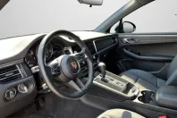 Porsche Macan din 2022 cu 43.707 km - oferta POR228560 - foto 4