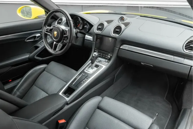 Porsche Boxster din 2023 cu 11.005 km - oferta POR228563 - foto 3