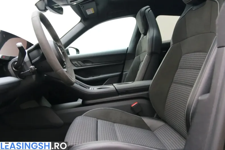 Porsche Taycan din 2024 cu 34.813 km - oferta POR228568 - foto 8