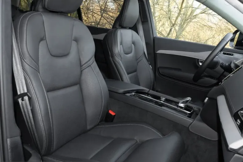 Volvo XC90 din 2024 cu 14.210 km - oferta VOL228570 - foto 6