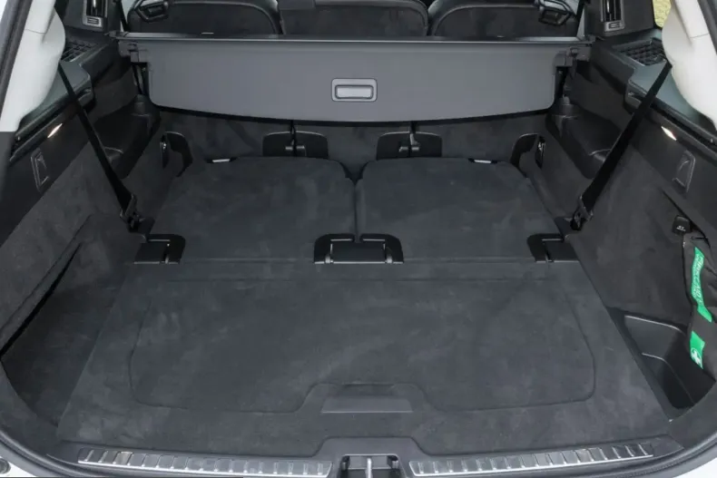 Volvo XC90 din 2024 cu 14.210 km - oferta VOL228570 - foto 12