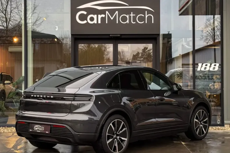Porsche Macan din 2024 cu 17.600 km - oferta POR228572 - foto 5
