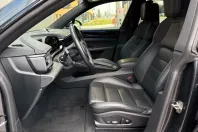 Porsche Macan din 2024 cu 17.600 km - oferta POR228572 - foto 10