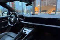 Porsche Macan din 2024 cu 17.600 km - oferta POR228572 - foto 11