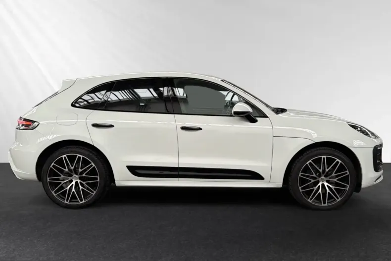 Porsche Macan din 2024 cu 18.400 km - oferta POR228574 - foto 2