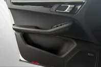 Porsche Macan din 2024 cu 18.400 km - oferta POR228574 - foto 16