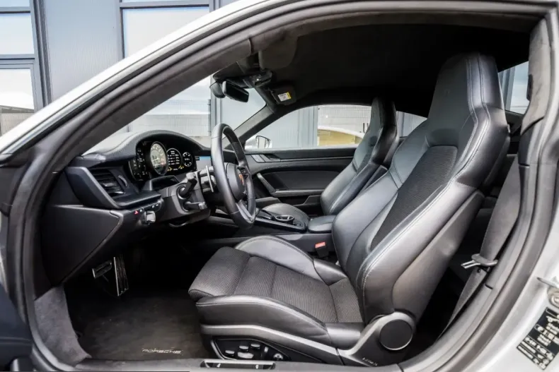 Porsche 992 din 2022 cu 14.564 km - oferta POR228577 - foto 36