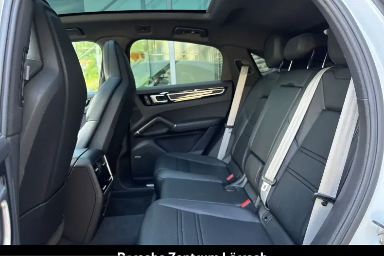 Porsche Cayenne din 2022 cu 34.691 km - oferta POR228578 - foto 20