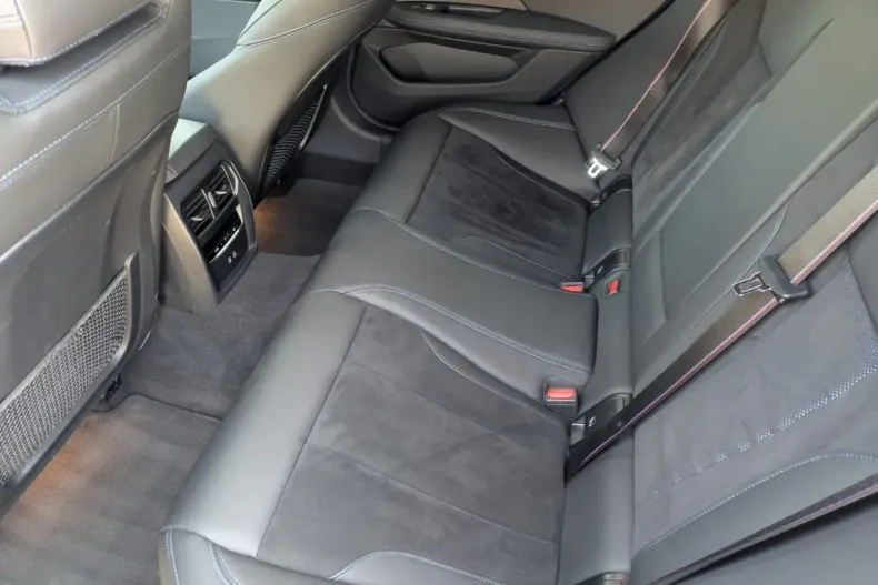 BMW M440 (Seria 4) din 2023 cu 65.800 km - oferta BMW228587 - foto 9
