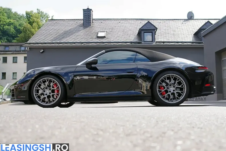 Porsche 992 din 2025 cu 8.400 km - oferta POR228594 - foto 3