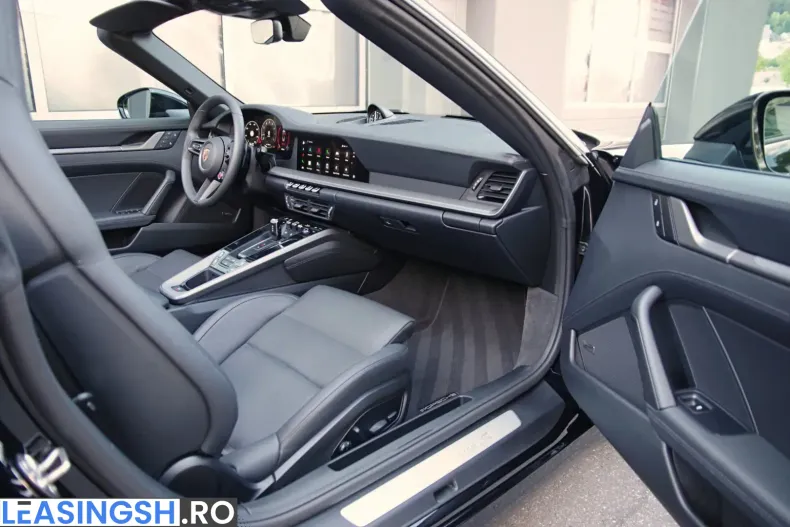 Porsche 992 din 2025 cu 8.400 km - oferta POR228594 - foto 6