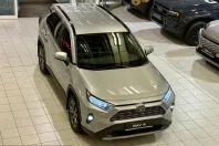 Toyota RAV4 din 2023 cu 72.072 km - oferta TOY228595 - foto 2