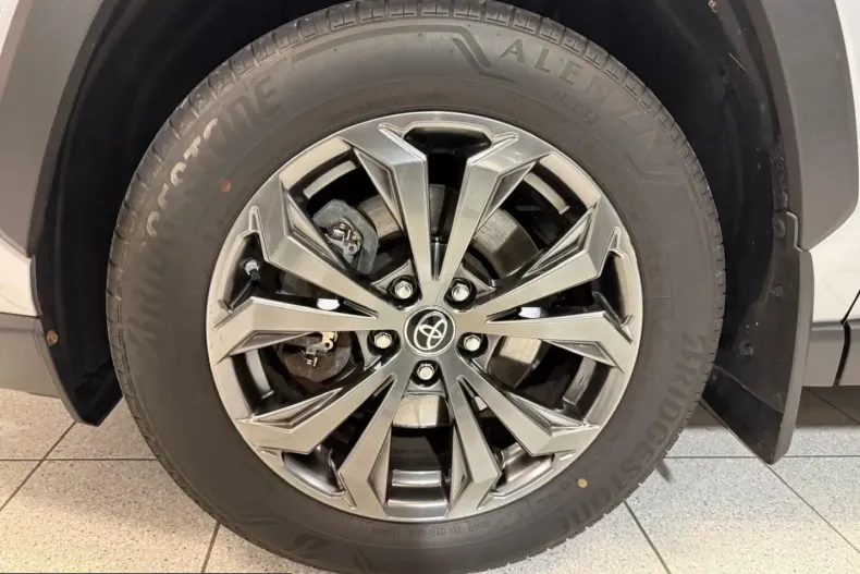 Toyota RAV4 din 2023 cu 72.072 km - oferta TOY228595 - foto 7