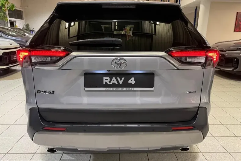 Toyota RAV4 din 2023 cu 72.072 km - oferta TOY228595 - foto 10
