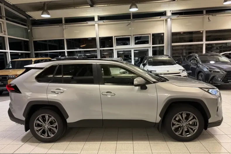 Toyota RAV4 din 2023 cu 72.072 km - oferta TOY228595 - foto 13