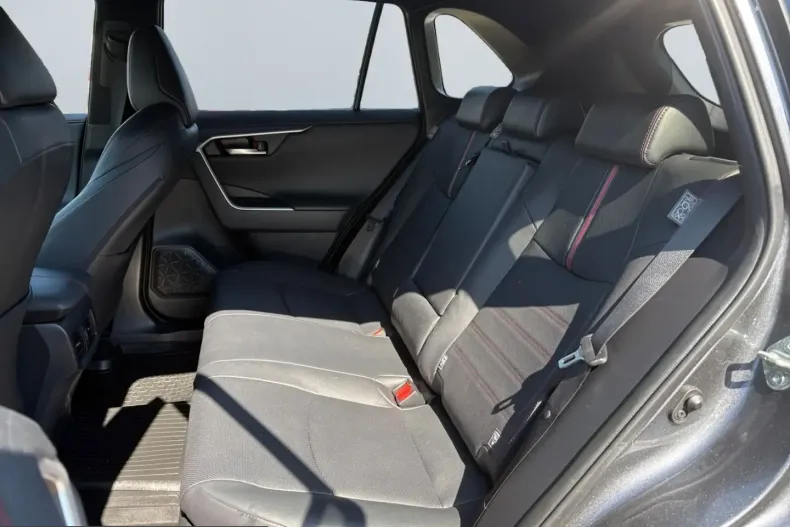 Toyota RAV4 din 2022 cu 29.957 km - oferta TOY228603 - foto 17