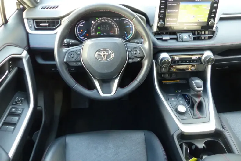 Toyota RAV4 din 2022 cu 66.930 km - oferta TOY228609 - foto 9