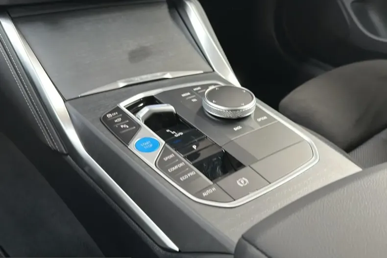 BMW i4 (Seria 4) din 2025 cu 19.980 km - oferta BMW228617 - foto 11