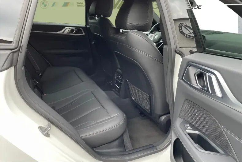 BMW M440 (Seria 4) din 2023 cu 39.199 km - oferta BMW228618 - foto 11