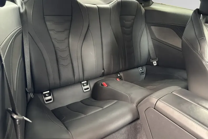 BMW M850 (Seria 8) din 2023 cu 31.989 km - oferta BMW228619 - foto 13
