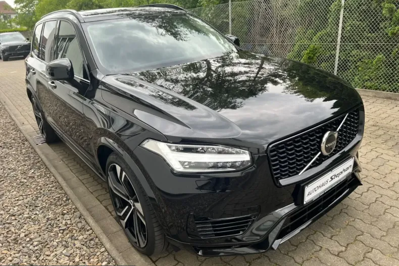 Volvo XC90 din 2024 cu 18.500 km - oferta VOL228630 - foto 3