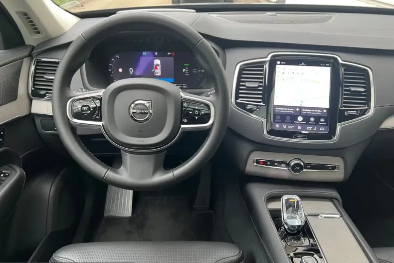 Volvo XC90 din 2024 cu 18.500 km - oferta VOL228630 - foto 14