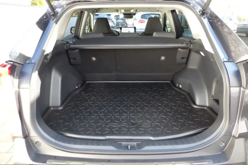 Toyota RAV4 din 2024 cu 54.840 km - oferta TOY228631 - foto 10