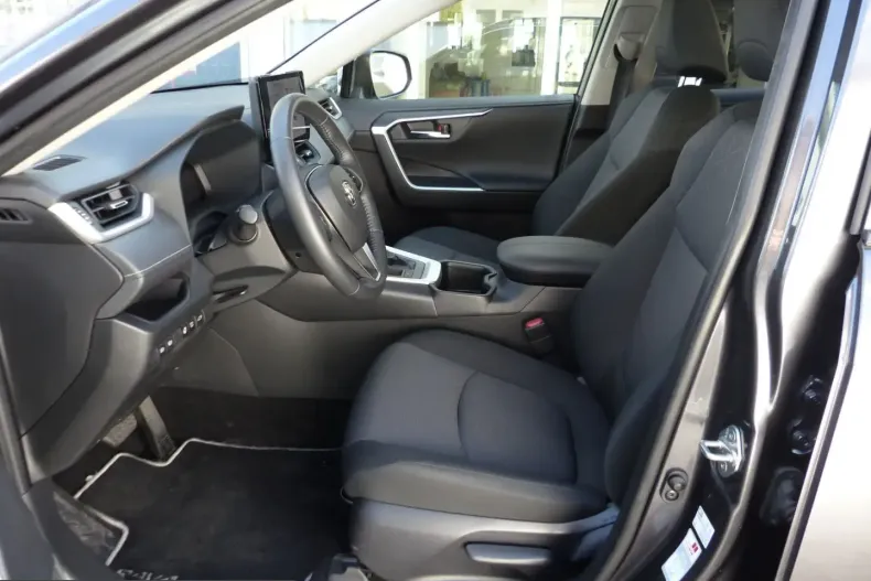 Toyota RAV4 din 2024 cu 54.840 km - oferta TOY228631 - foto 12