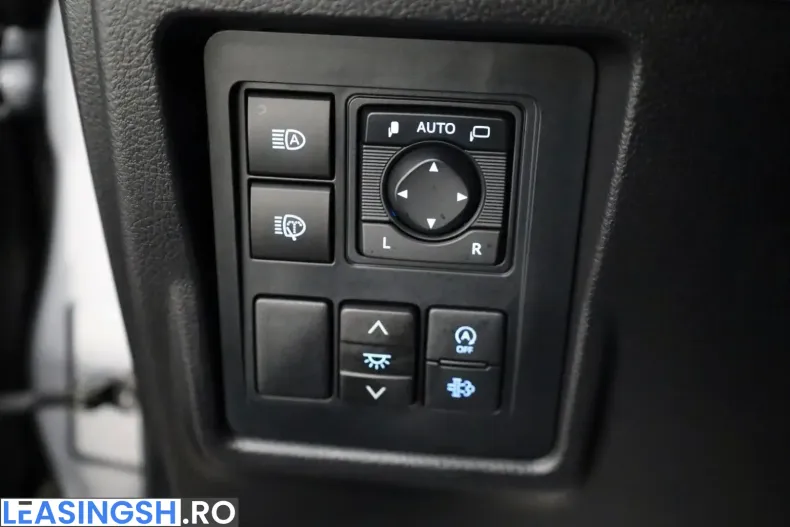 Toyota Land Cruiser din 2023 cu 72.215 km - oferta TOY228641 - foto 18