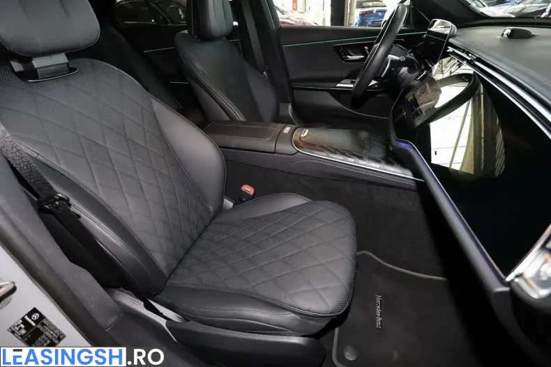 Mercedes-Benz E 300 (Clasa E) din 2024 cu 19.632 km - oferta MER228644 - foto 4