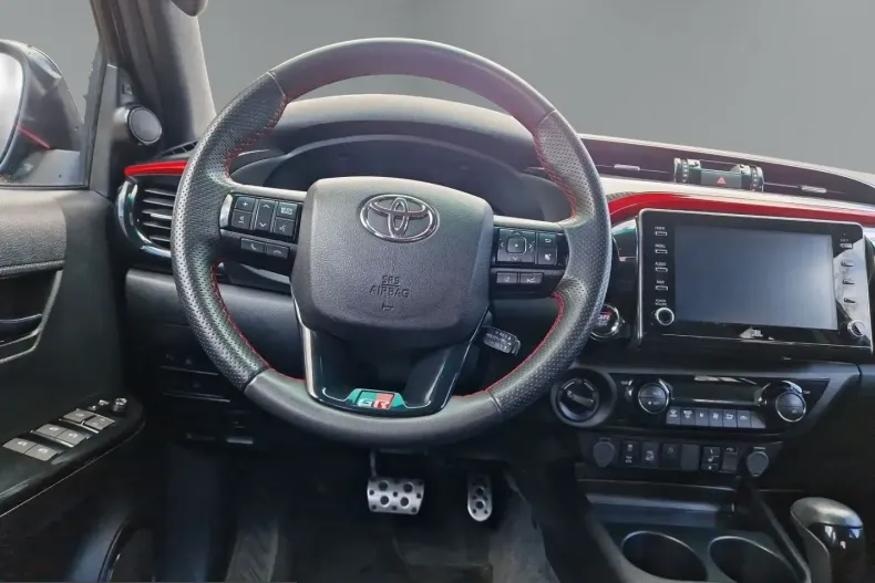 Toyota Hilux din 2024 cu 40.526 km - oferta TOY228648 - foto 14
