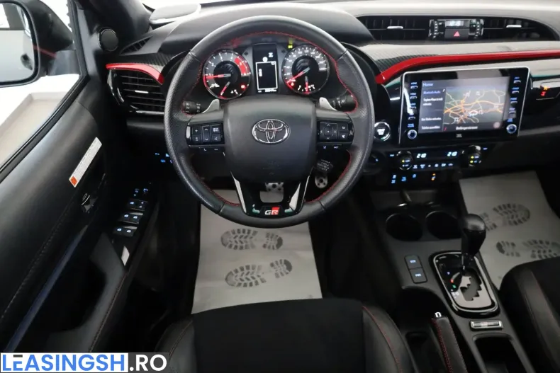 Toyota Hilux din 2024 cu 25.540 km - oferta TOY228649 - foto 10