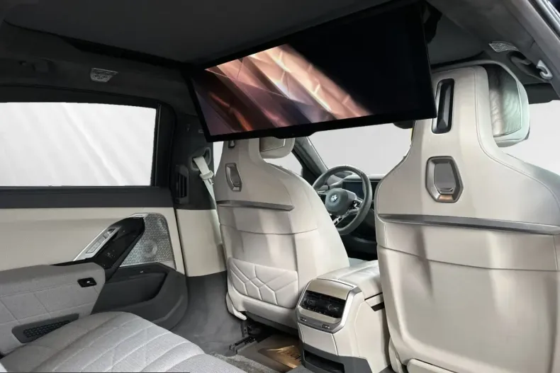 BMW i7 (Seria 7) din 2023 cu 51.250 km - oferta BMW228658 - foto 19