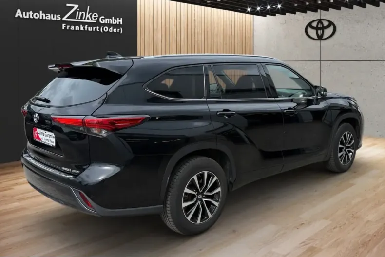 Toyota Highlander din 2022 cu 55.150 km - oferta TOY228659 - foto 4