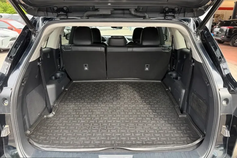 Toyota Highlander din 2022 cu 55.150 km - oferta TOY228659 - foto 7