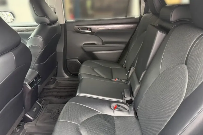 Toyota Highlander din 2022 cu 55.150 km - oferta TOY228659 - foto 10