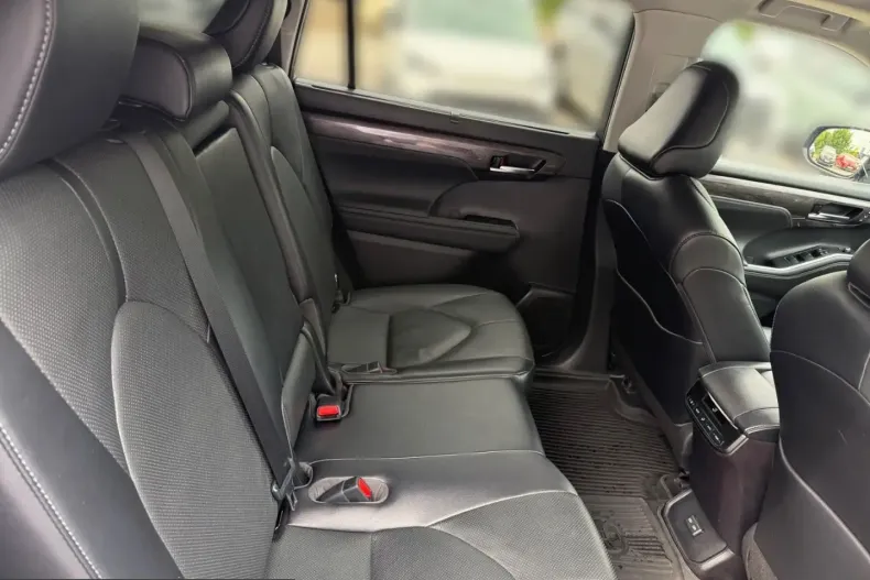 Toyota Highlander din 2022 cu 55.150 km - oferta TOY228659 - foto 15